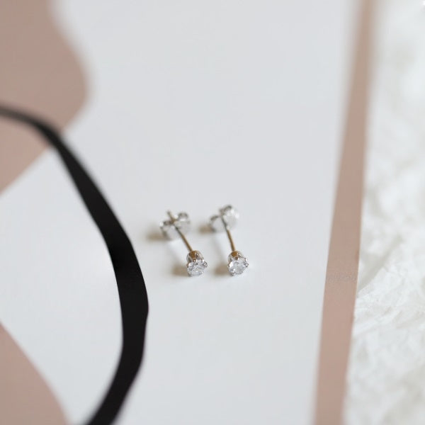 Fiona Stud Earrings