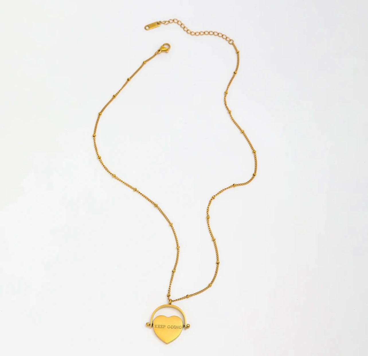 TU AS CE COLLIER
