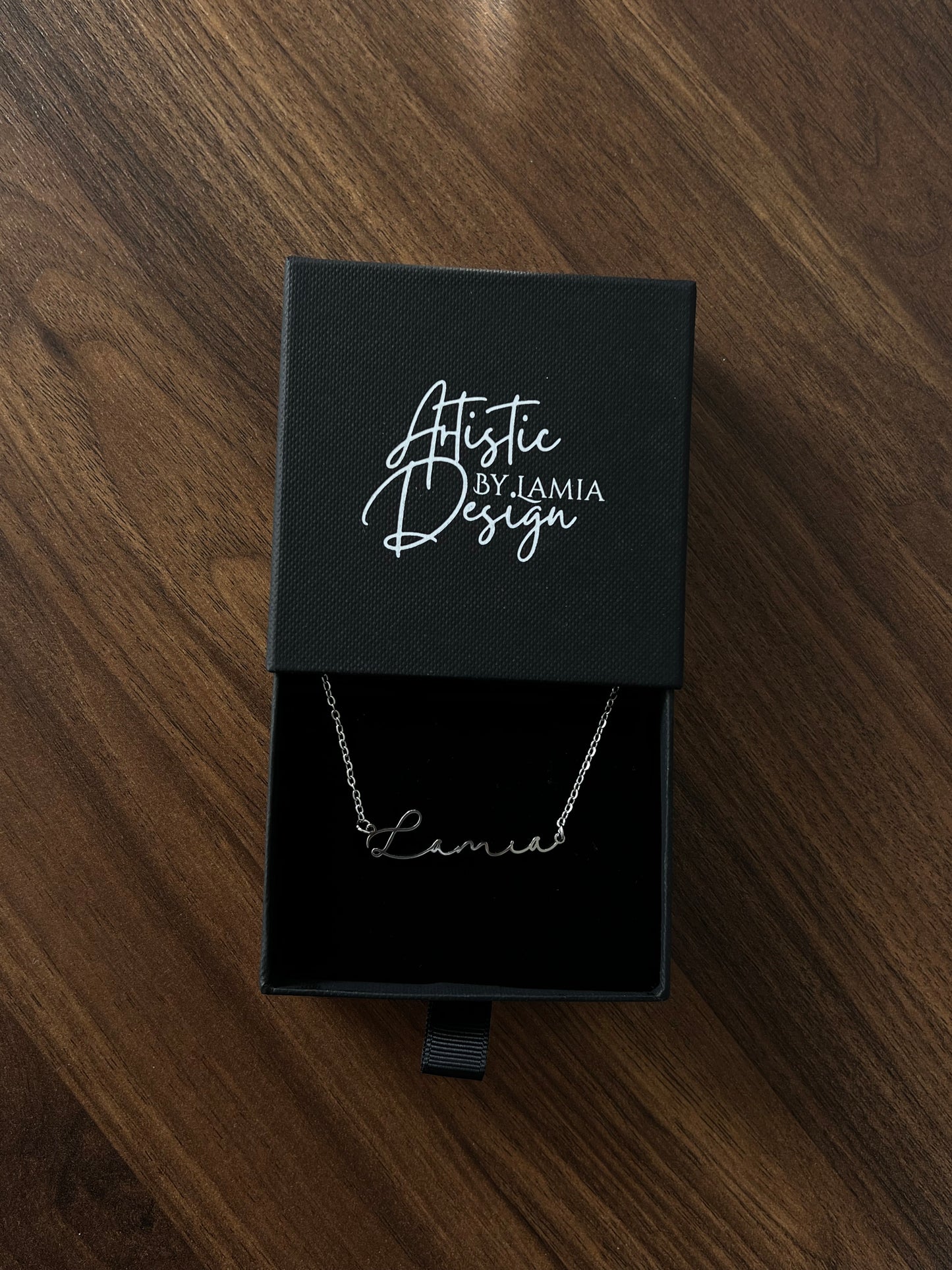 SIGNATURE CUSTOM NAME NECKLACE
