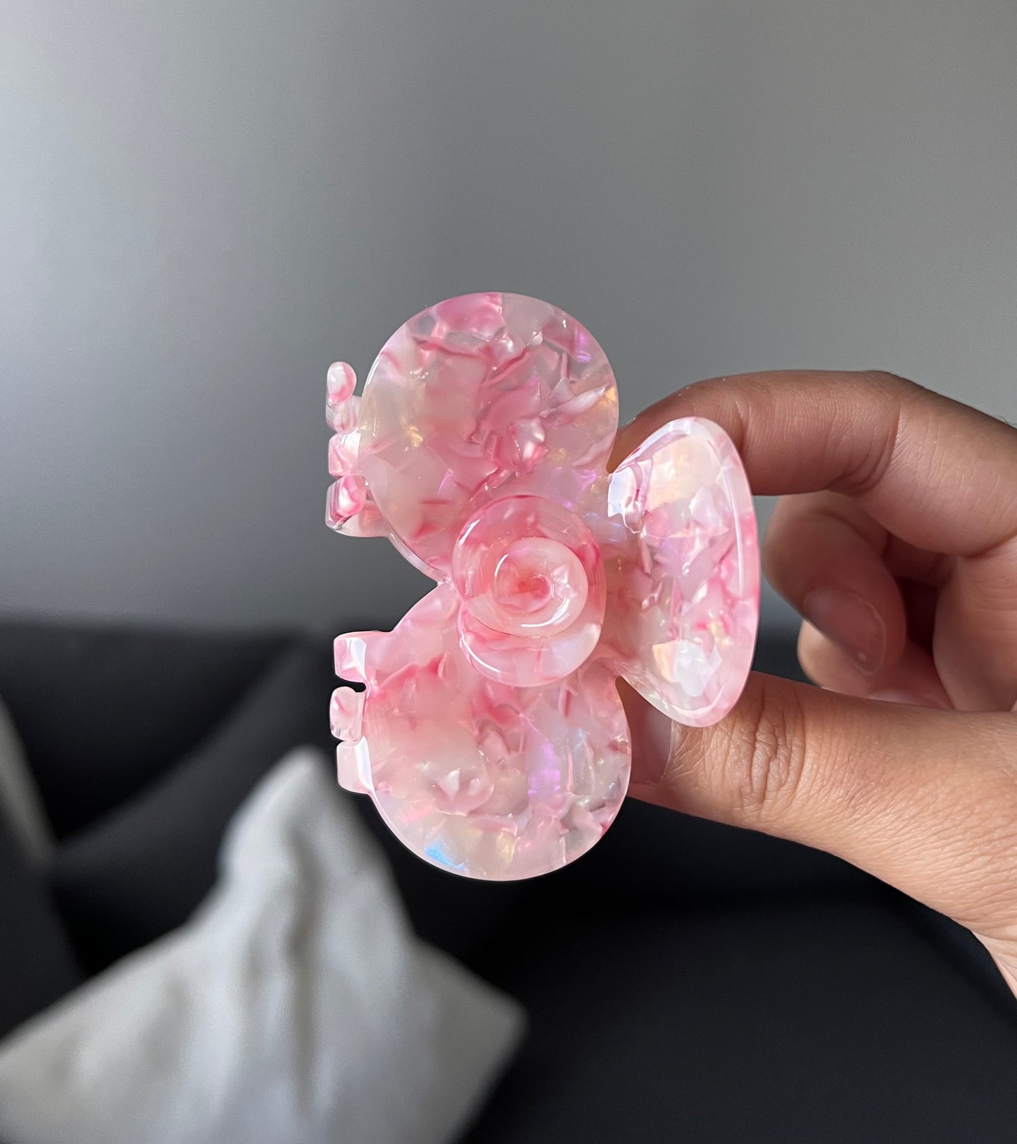 Blushing Rose Claw