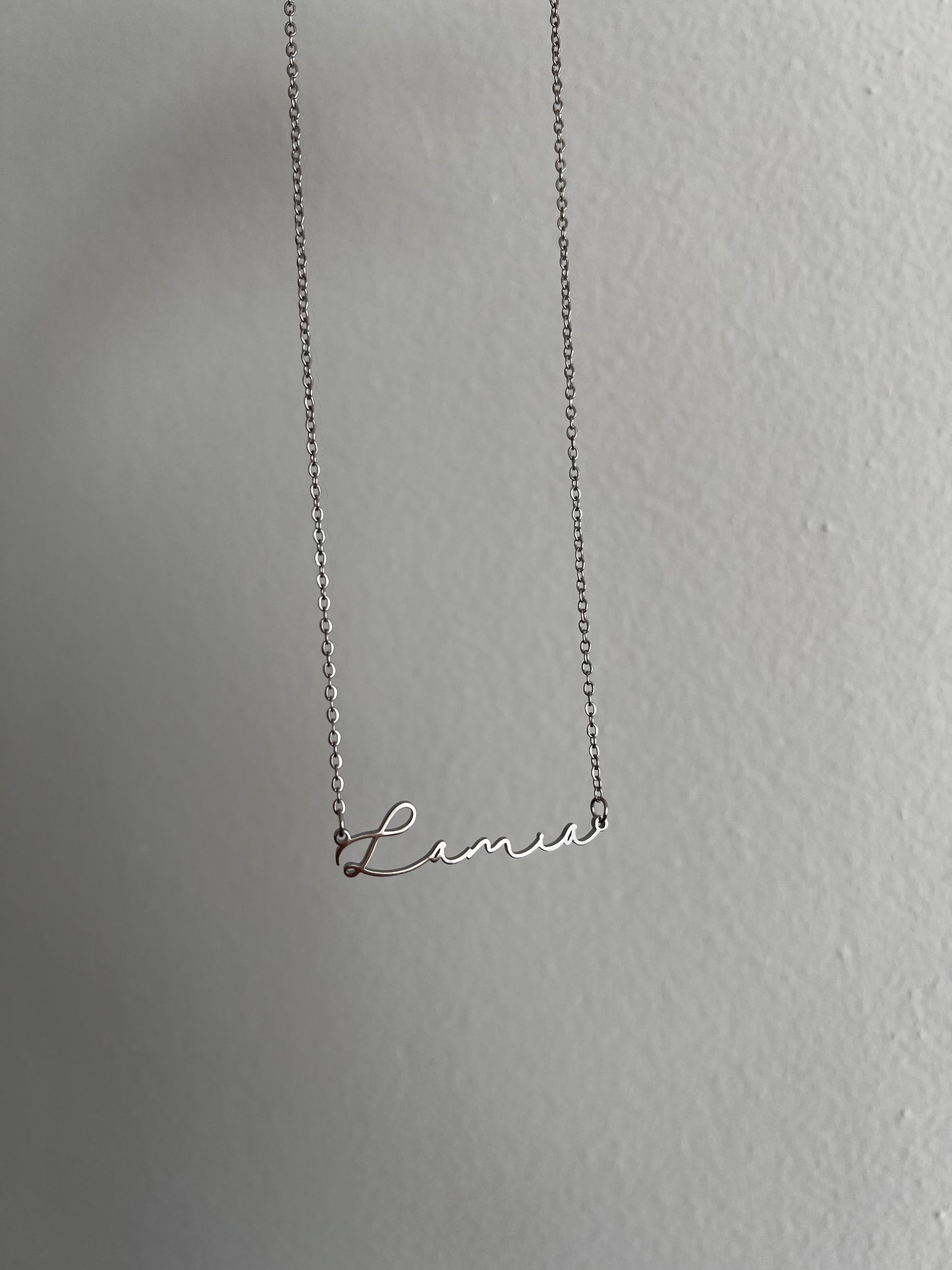 SIGNATURE CUSTOM NAME NECKLACE