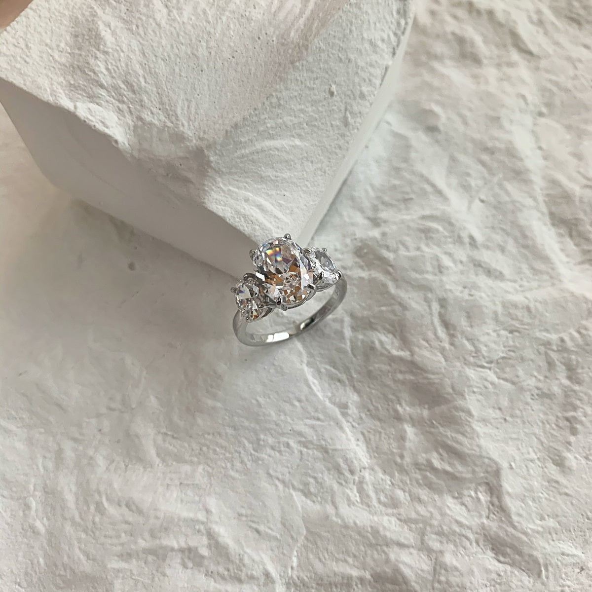 Bague à trois pierres Elizabeth
