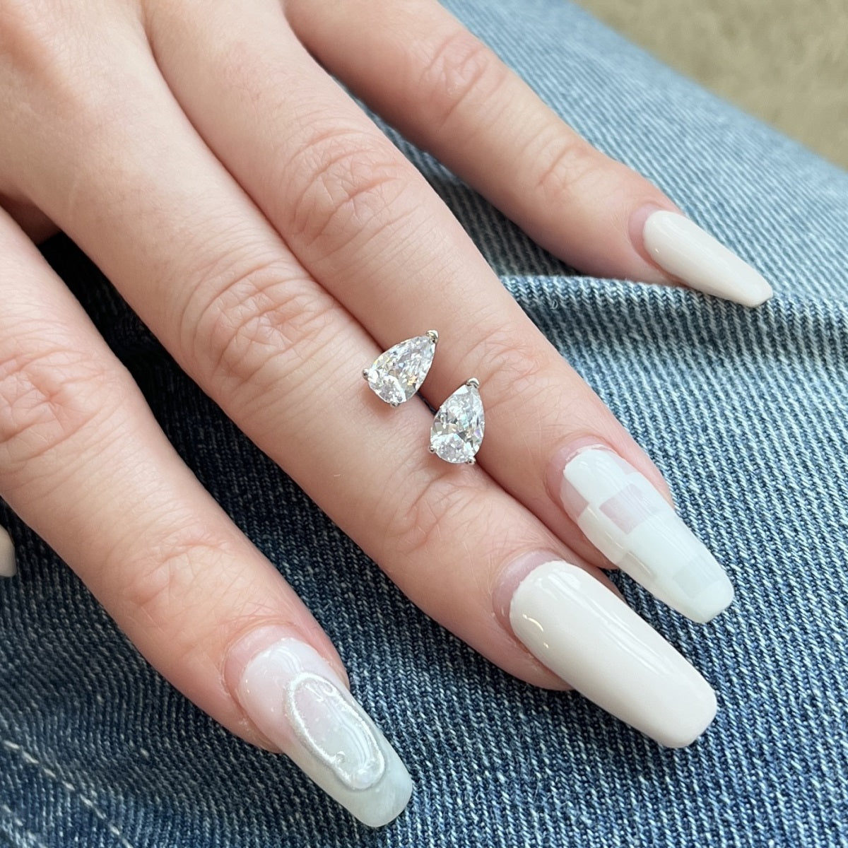 Elsa Studs