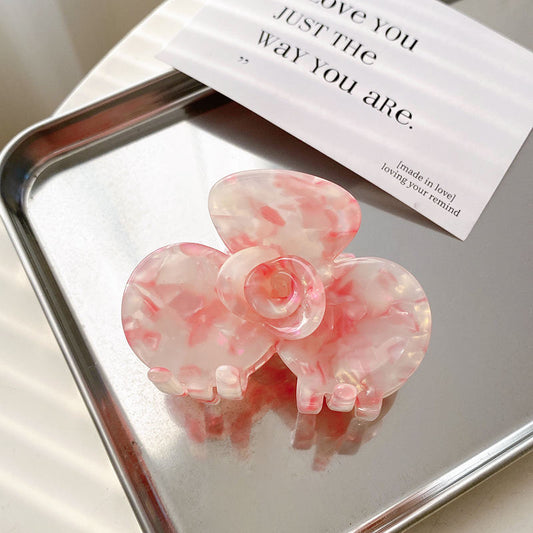 Blushing Rose Claw