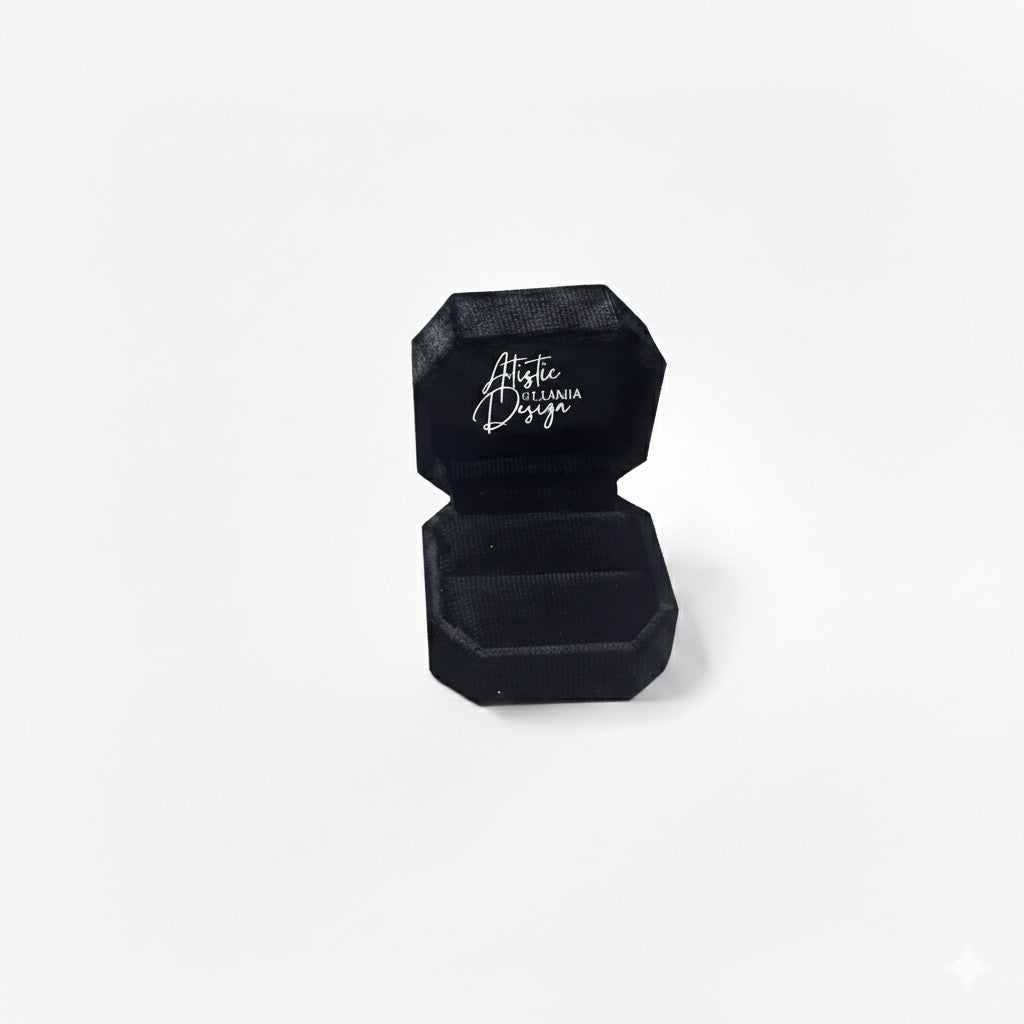 Signature Velvet Ring Box